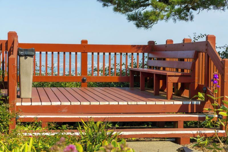 Deck with Built-in Seating