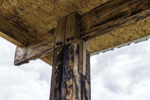 Cost of Deck Column Replacement in Bothell