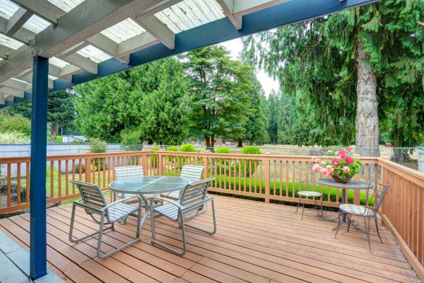 Cost of Deck Carpentry Service in Bothell